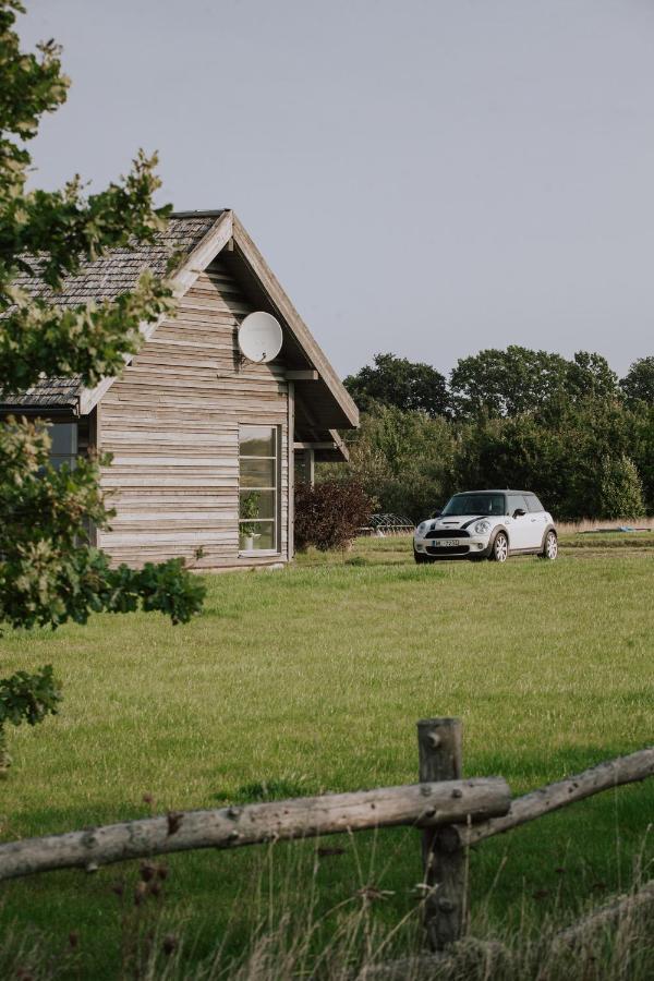 Durbes Atvari - Brivdienu Majas Ar Saunu Exterior foto
